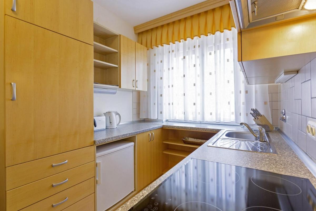 Отель Lidia In Zadar - Nord-Dalmatien Экстерьер фото