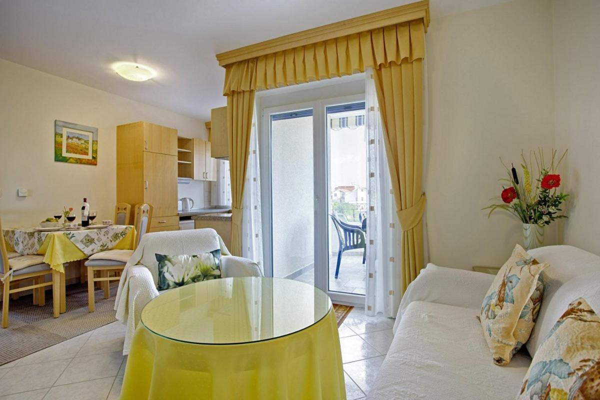 Отель Lidia In Zadar - Nord-Dalmatien Экстерьер фото